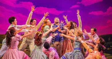 The Schmigadoon Broadway Review highlights a production that blends satire, nostalgia, and theatrical spectacle into a vibrant stage experience. Adapted from the Apple TV+ series, Schmigadoon! arrives on Broadway as both a parody and a heartfelt homage to the Golden Age of musicals.